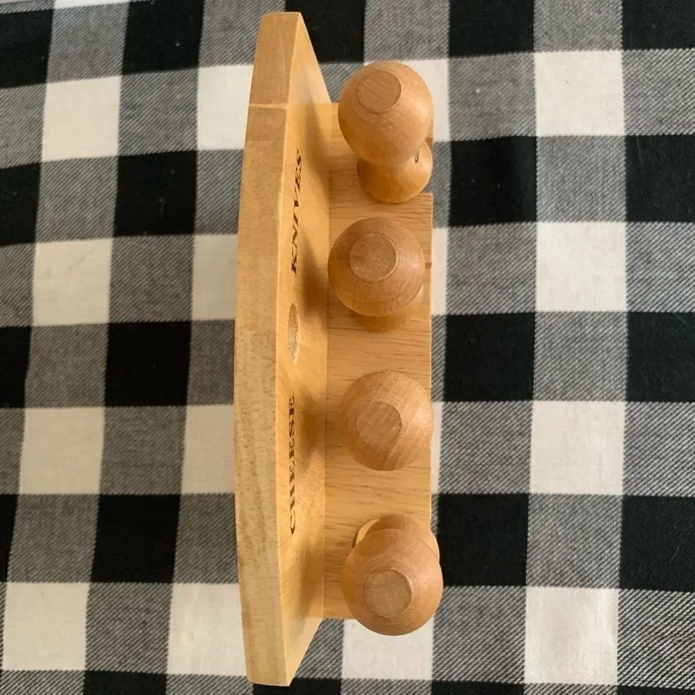 𝅺set of cheese knives with stand